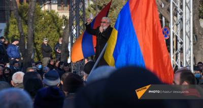 Уличная борьба оппозиции никак не может помешать досрочным выборам в Армении - политолог