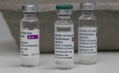 Европейский регулятор признал безопасной вакцину от коронавируса англо-шведской компании AstraZeneca