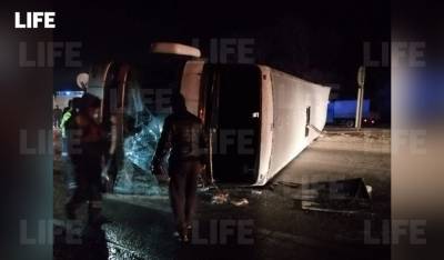 Рейсовый автобус опрокинулся в Рязанской области, пострадали 17 человек