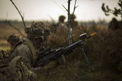 Армию Великобритании назвали не эффективной в случае войны с Россией и мира