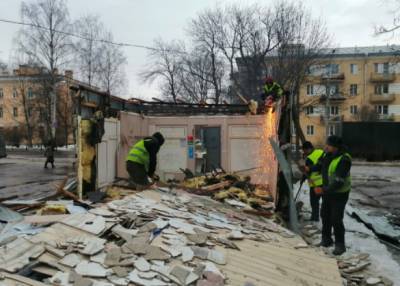 Объекты незаконной торговли снесли в четырех районах Петербурга