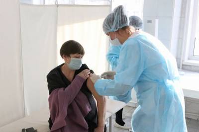Более 90 000 кемеровчан поставили прививки от коронавируса