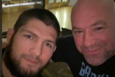 Хабиб Нурмагомедов - Уайт Дэйна - Глава UFC объявил о выходе Хабиба Нурмагомедова на пенсию - lenta.ru