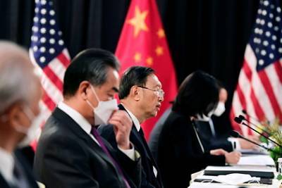 Китай обвинил США в нарушении протокола на переговорах