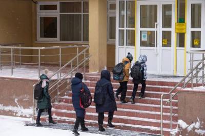 В Алма-Ате «заминировали» 12 школ