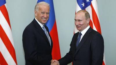 Владимир Путин предлагает Джо Байдену провести дебаты в прямом эфире