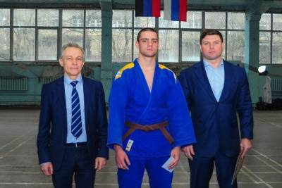 Донецкого дзюдоиста наградили за победу на Всероссийском турнире