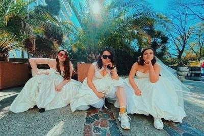 Ивановские девушки в свадебных платьях поразили гостей фестиваля «КиВиН - 2021»