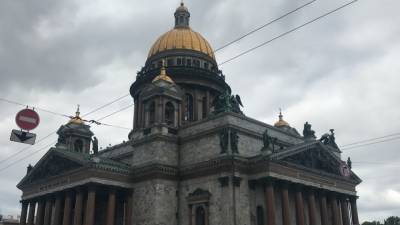 Правительство Петербурга обсуждает возможность ослабления ограничений по COVID-19