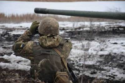 Наемники РФ на Донбассе ударили из запрещенного оружия и убили воина ВСУ