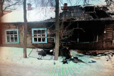 В Воронежской области при пожаре в частном доме погиб ребенок и двое взрослых