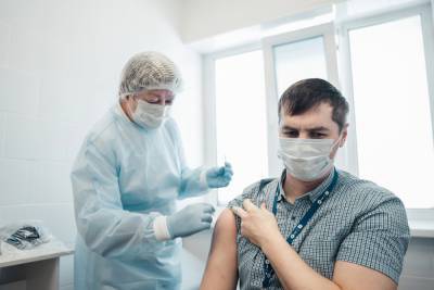 В Тверской области прививку от коронавируса сделали больше 64 тысяч человек
