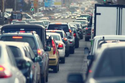 Киев побил рекорд по количеству автомобилей в Украине: статистика