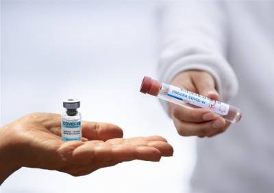 В Петербург приедет новая партия вакцины от коронавируса впервые с февраля