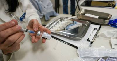 Украина переходит ко второму этапу вакцинации от коронавируса: кого будут прививать