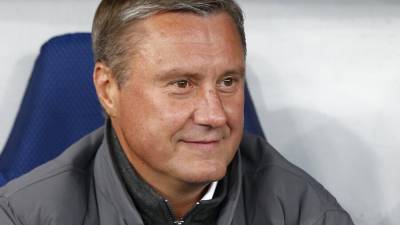 Хацкевич покидает пост главного тренера Волгоградского футбольного клуба "Ротор"