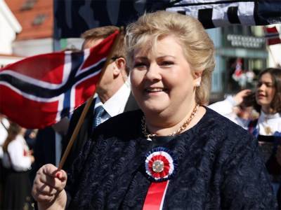 Премьер Норвегии попала под следствие за нарушение карантина