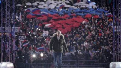Московский депутат потребовал наказать организаторов митинга с Путиным