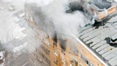 «Хлопок, дым, паника»: очевидцы рассказали о взрыве в жилом доме в Химках