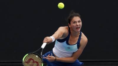 Гаспарян обыграла Александрову и вышла в полуфинал турнира ATP в Санкт-Петербурге