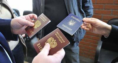Жителей Донбасса, имеющих российский паспорт, депортировать не будут. Ну не сразу.