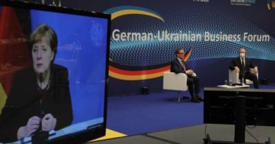 Меркель открыла бизнес-форум, призвав Украину к борьбе с коррупцией и земельной реформе