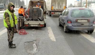 Узнали, почему в Петрозаводске начался ремонт дорог, несмотря на погоду
