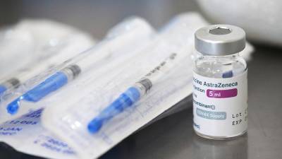 Грузия приостановит применение вакцины AstraZeneca в поликлиниках