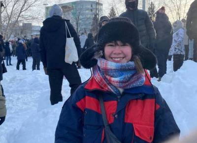 На Урале 17-летняя героиня ролика с акции Навального за час собрала деньги на штраф