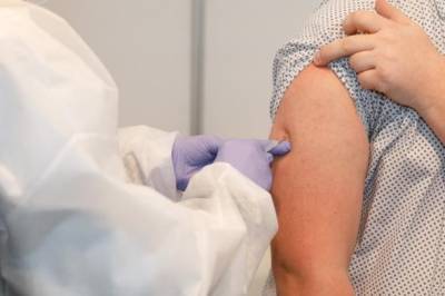 Жители Литвы смогут сами выбрать вакцину от COVID-19, которой привьются