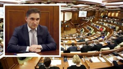 Парламент Молдавии не отдал прокурору двух депутатов из правящей коалиции