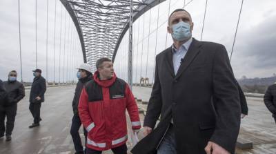 Кличко уверяет, что строительство Подольско-Воскресенского моста вышло на финальную стадию