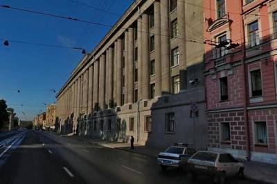 Здание Академии им. Кирова на Суворовском отреставрируют в 2021 году