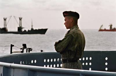 Американский крейсер «Монтерей» вошел в Черное море