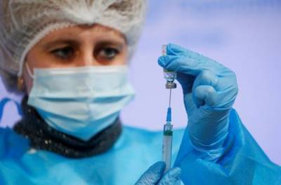 Сколько жителей Украины не хотят вакцинироваться от COVID - опрос