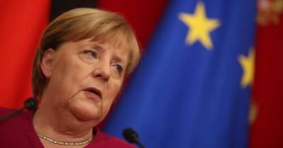 Меркель: Германия сама закупит "Спутник V", если этого не сделает ЕС