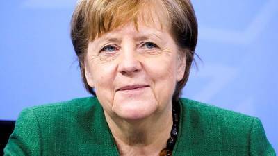 Меркель допустила использование «Спутника V» в Германии