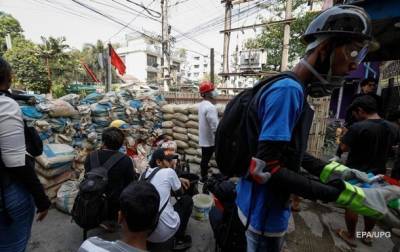 В Мьянме в результате столкновений погибли не менее 211 человек