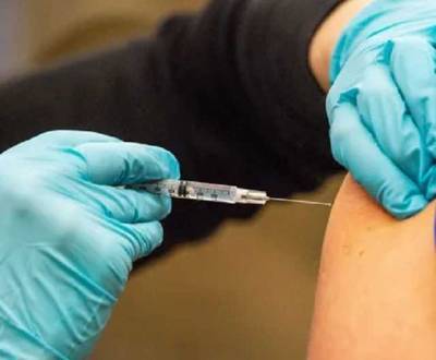 Украинский инфекционист пояснил разницу между вакцинами CoviShield и AstraZeneca