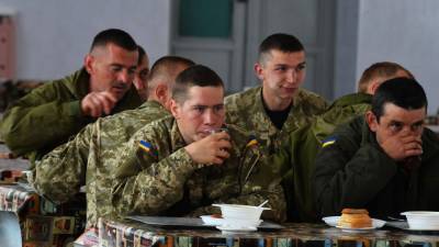 Военные Украины стали «подопытными кроликами» для сомнительной вакцинации