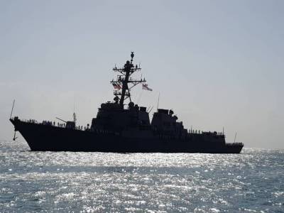 Вслед за российским фрегатом «Адмирал Григорович» в Порт-Судан прибыл эсминец «Уинстон Черчилль» ВМС США
