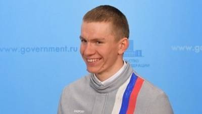 Путин поздравил лыжника Большунова с первым в карьере золотом на ЧМ