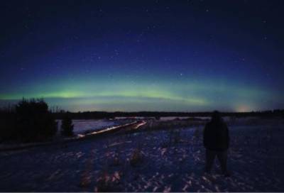 Фотограф запечатлел северное сияние в небе над Ленобластью