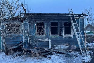 На пожарище в Тверской области нашли труп мужчины