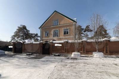 В Кемерове продают усадьбу с «аристократическим шармом» за 20 млн рублей
