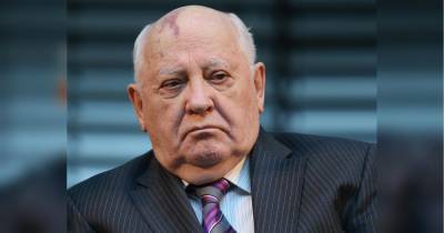 «Ты был дурак, дураком и остался»: телекомментатор и волейболист поругались из-за Горбачева