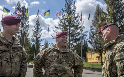 США предоставят Украине военную помощь