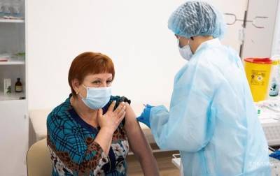 Степанов: На вакцинацию записались тысячи желающих
