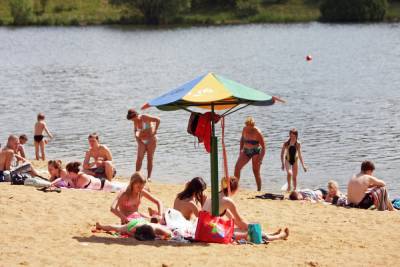Российские власти объяснили, где лучше летом отдыхать россиянам