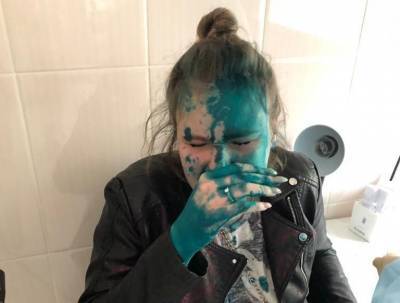 18-летнюю девушку в Липецке из ревности облили зелёнкой
